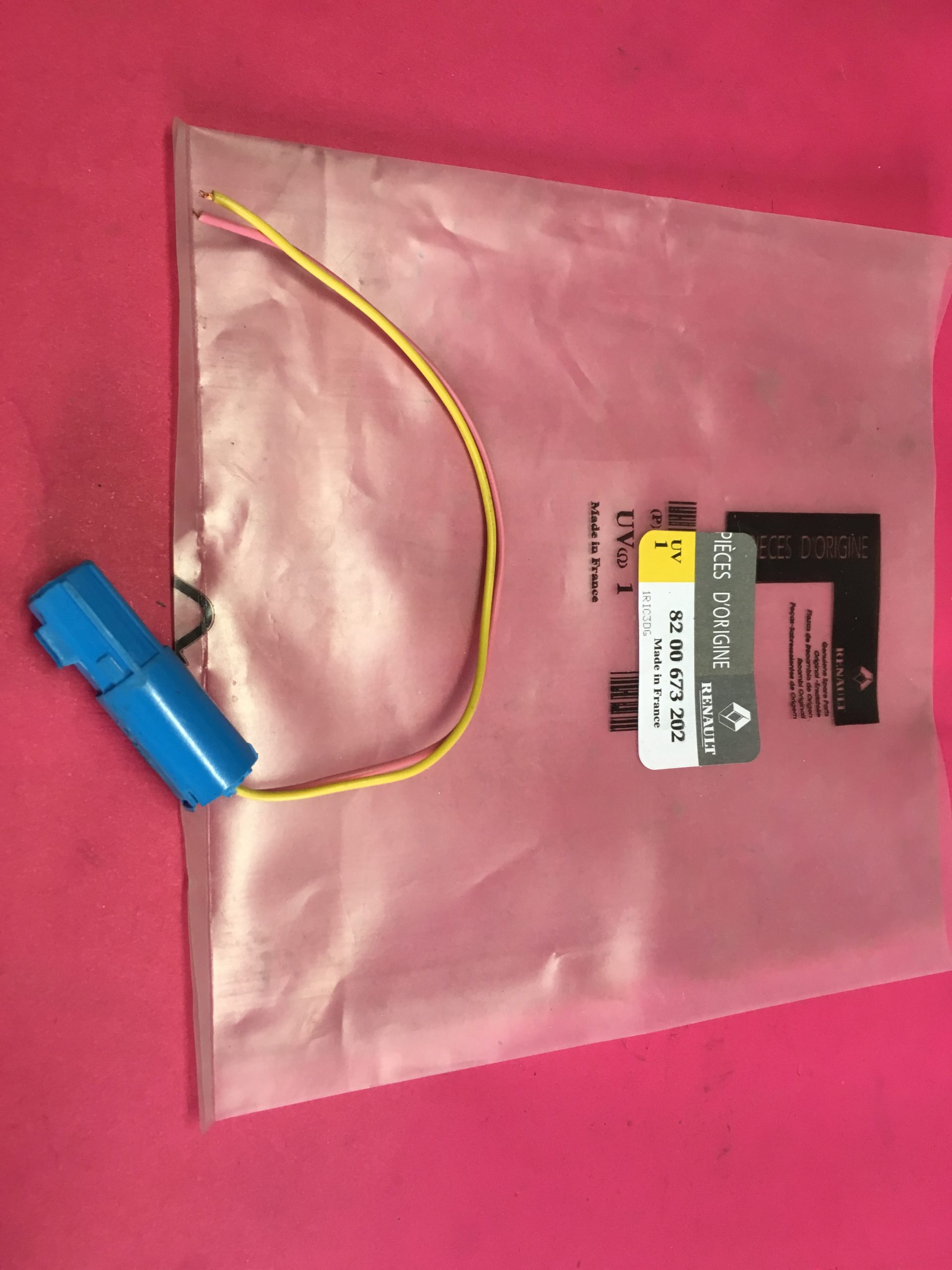 Manyetik Kaptör Soketi Renault Clio Megane Fluence Kangoo - 8200673202