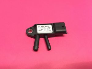 Egsoz Katalizör Emme Basınç Kaptörü Sensörü Renault Clio 5 Clio 4 Clio 3 Fluence Kangoo 2 Koleos Espace 5 Koleos 2 Megane 2 Megane 3 Megane 4 Captur Master 3 Laguna 2 Laguna 3 Latitude Scenic 2 Scenic 3 Talisman Trafic 3 Vel Satis Dacia Dokker Lodgy Logan Sandero Duster Nissan X-Trail '' Orjinal '' - 227702184R   Bosch  0281006252