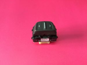 Sağ Arka Cam Açma Düğmesi Renault Clio Symbol Joy 2 Dacia Sandero 2 Logan '' Orjinal '' - 254210736R