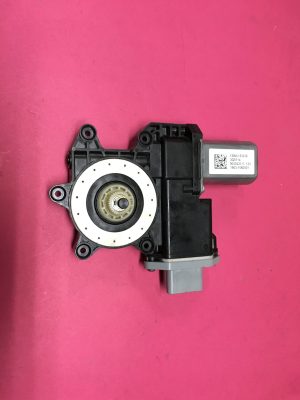 Sol Ön Cam Kriko Motoru Renault Clio 4 '' Orjinal '' -  807018534R   128001102