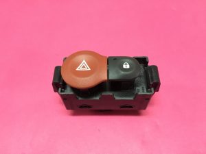 4'lü Dörtlü Flaşör Düğmesi Butonu Merkezi Kilit Düğmesi Butonu Renault Clio 3 Modus Twingo 3 '' Orjinal '' - 252103766R 8200214896