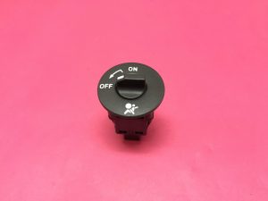 Yolcu Hava Yastığı Düğmesi Renault Megane 2 Megane 3 Clio 3 Duster Laguna 2 Kangoo 2 Scenic Master 3 Trafic 2 '' Orjinal '' - 8200169589