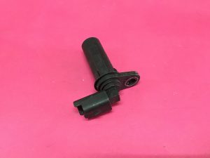 Manyetik Kaptör Renault Megane 2 Megane 3 Megane 4 Fluence Clio 3 Clio 4 Clio 5 Captur Captur 2 Fluence Kadjar Kangoo 2 Latitude Symbol Joy 2 Scenic 3 Talisman Dacia Duster Dokker Lodgy Duster 2 Sandero 1.5 DCİ K9K Motor ( 100 Beygir ) '' Orjinal '' - 8200434068 8200187804