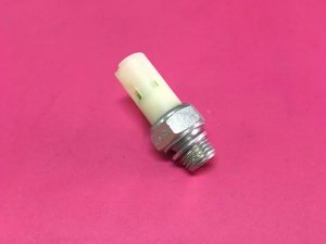 Yağ Müşürü K7J K7M  R9 R11 R21 R19 Trafic Master Safrane Espace - 7700771825