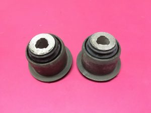 Salıncak Burcu Kangoo Clio 2 Megan 1 Symbol Thalia Twingo '' Yerli Ürün '' - 8200651161  7700424399  7700424459