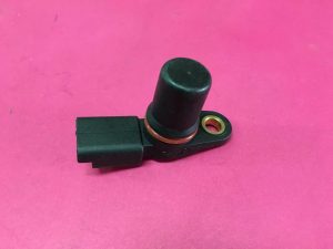 Eksantrik Mil Kaptörü Renault Megane 2 Clio 3 Kangoo Captur Dokker Latitude Dacia Trafic 2 Megane 3 Fluence 1.5 Dci K9K Motor '' Orjinal '' -  8200285798   8200033686