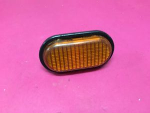 Çamurluk Sinyali Renault Kangoo Clio Megane R19 Scenic 1 Safrane Twingo Laguna Express R21 - 8200194580   7700822136   7701047516   7700847333