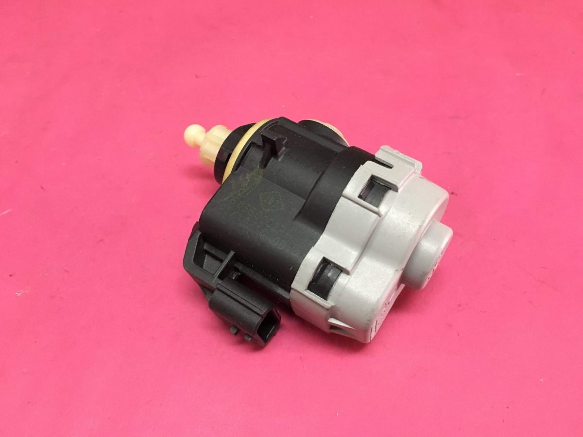 Xenon Far Ayar Motoru Beyni Renault Fluence Laguna 2 Vel Satis Clio 3 Modus Megane 2 '' Orjinal '' - 8200261818
