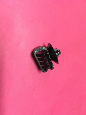 Su Fıskiye Deposu Hortum Sabitleme Klipsi Fluence Megane 3 - 7703179073