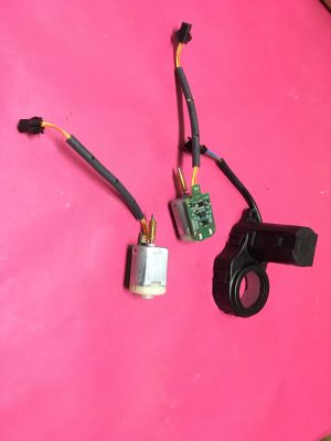 Nissan Pathfinder Katlanır Isıtmalı Ayna Motoru Nissan Navaro Katlanır Ayna Dişlisi Çipli Komple Ayna Ayar Motoru