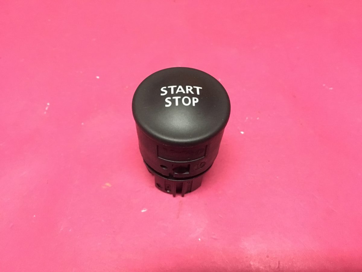 Start Stop Düğmesi Butonu Renault Fluence Latitude Laguna 3 Megane 3 Scenic 2 Scenic 3 Laguna 3 Talisman '' Orjinal '' - 8200107959