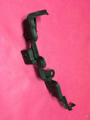 Silindir Kapak Plastiği Megane 4 Clio 4 Fluence Megane 3 Duster Captur Kadjar Kangoo 2 Laguna 3 Latitude Lodgy Dokker Scenic 3 Talisman 1.5 DCİ K9K Motor - 8200397009