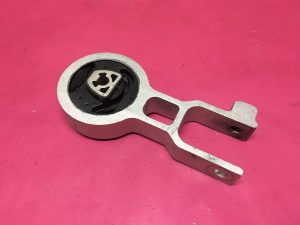 Motor Askı Takozu Kulağı Fiat Grande Punto Opel Corsa Alfa Romeo Mito 1.3 Multijet JTD - 55700442