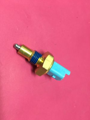 Geri Vites Müşürü Renault Fluence Clio 4 Dokker Lodgy Sandero Megane 4 Logan Stepway '' Orjinal '' - 8200209496