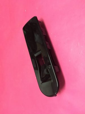 Sağ Ön Cam Düğme Kapağı Çerçevesi Paneli Clio 4 Captur Dokker Lodgy '' Siyah Piano Black '' - 809603634R