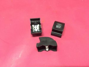 Ön Sol Cam Açma Düğmesi Üst Kapağı Renault Fluence Megane 3 Scenic 3 Laguna 3 '' İthal Ürün '' - 254210001R
