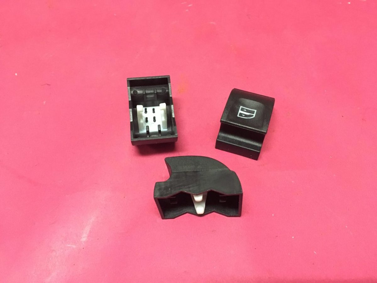 Ön Sol Cam Açma Düğmesi Üst Kapağı Renault Fluence Megane 3 Scenic 3 Laguna 3 '' İthal Ürün '' - 254210001R