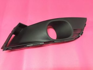 Ön Tampon Sağ Sis Far Kapağı Çerçevesi Renault Megane 4 Sedan HB '' Yerli Ürün '' - 261523603R 261528419R 261522924R