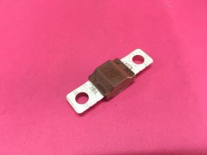 70A Amper Kahverengi Sigorta Renault Kangoo 2 Master 3 Clio 3 Megane 2 Megane 3 Scenic 3 Scenic 2 Talisman ( Kahverengi Renk ) '' Orjinal ''  – 8200895558