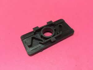 Çamurluk Bağlantı Sabitleme Parçası Plastiği Klipsi Renault Clio 2 Espace 4 Laguna 2 Scenic 1 - 7700412158