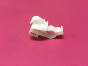 Torpido Ön Göğüs Giydirme Kaplama Klipsi Agrafı Renault Eski Model - 7703077321