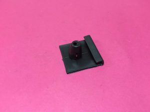 Cam Kriko Bağlantı Tutucu Klipsi Takozu Renault Clio 2 Laguna Megane Symbol Thalia Dacia Dokker Duster Lodgy Logan Sandero - 7700428581