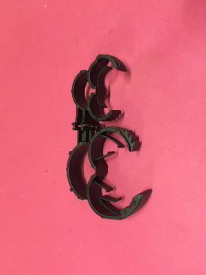 Radyatör Hortum Tutucu Sabitleme Klipsi Plastik Kelepçesi Renault Captur Clio 2 Espace 4 Espace5 Fluence Kadjar Kangoo Koleos Laguna 3 Latitude Master 3 Megane 2 Megane 3 Megane 4 Modus Safrane Scenic Symbol Thalia Trafic 2 Trafic 3 Twingo Talisman Symbol Joy 2 Vel Satis Dacia Logan Sandero Dokker Duster Lodgy – 7703179029