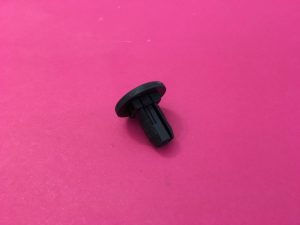Motor Ön Kapak Bakaliti Klipsi Agrafı Renault Captur Clio Espace Express Fluence Kangoo Laguna Master Modus Megane Scenic Symbol Thalia Twingo Trafic Vel Satis Dacia Logan Dokker Lodgy Duster Sandero - 7703081217