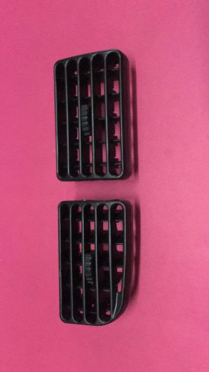 Sağ Torpido Havalandırma Izgarası Plastiği Difüzörü Renault R19 Europa - 7700812993