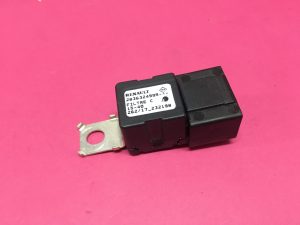 Parazit Önleciyi Anten Sensörü Parazit Filtresi Renault Megane 4 Espace 5 Kadjar Scenic 4 Talisman '' Orjinal '' - 283632499R