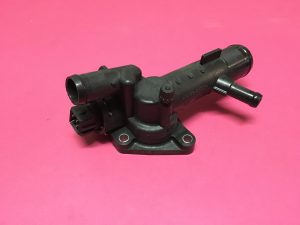 Termostat Yuvası Komple Renault Clio 2 Clio 3 Clio 4 Fluence Kadjar Kangoo Laguna 3 Megane 2 Megane 3 Megane 4 Modus Scenic 2 Scenic 3 Symbol Thalia Dacia Duster Logan Sandero Symbol Joy 2 Dokker Lodgy 1.5 Dci K9K Motor ( 4 Fişli Termostat Sensörü ) '' Orjinal '' - 8200954288 8200400554