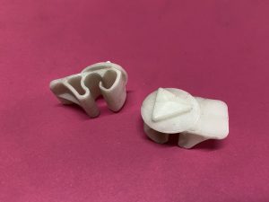 Yan Torpido Bağlantı Agrafı Klipsi Renault Express R5 R9 R25 Broadway Spring R11 Flash '' Orjinal '' - 7700768048