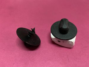 Civatalı Paspas Klipsi Volkswagen Audi Skoda Renault Universal '' Orjinal '' - 3D0864851