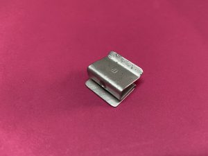 Sac Sekmanı Bağlantı Sabitleme Klipsi Agrafı Renault Megane R19 Universal '' Orjinal '' - 7703076239