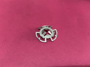 Alt Toz Geçirmez Sekmanı Alt Koruma Bakaliti Sac Somunu Sekmanı Klipsi Renault Koleos Koleos 2 Kadjar Nissan Qashqai Titan Almera '' Orjinal '' - 0124101131