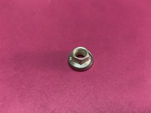 Turbo Bağlantı Sabitleme Somunu Renault Captur Clio 4 Clio 3 Clio 2 Espace 4 Espace 5 Kadjar Koleos Kangoo Laguna Latitude Master 2 Master 3 Megane 3 Megane 4 Modus Megane 2 Scenic 2 Scenic 3 Symbol Thalia Talisman Trafic 2 Vel Satis Dacia Logan Dokker Lodgy Duster Symbol Joy 2 '' Orjinal '' - 8200527789