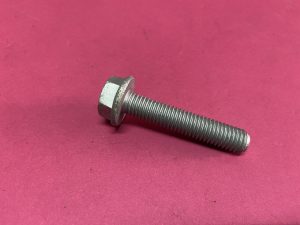 Alternatör Suportu Taşıyıcı Sabitleme Civatası Saplaması Renault Alternatör Kayış Suport Civatası Renault Captur Clio Espace Express Fluence Kadjar Kangoo Koleos Laguna Latitude Master Megane Modus Safrane Scenic Symbol Thalia Talisman Trafic Twingo Vel Satis Zoe Dacia Duster Lodgy Dokker Logan Sandero Solenza '' Orjinal '' - 7703002942