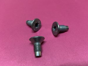 Ön Porya Bağlantı Sabitleme Civatası Renault Espace R21 Concorde Manager R19 Europa R9 Broadway R11 Flash R25 R5 '' Orjinal '' - 7703004128  7703004176