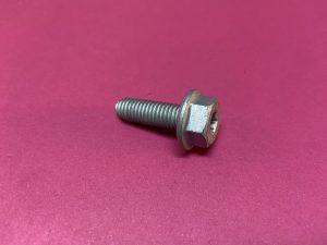 Direksiyon Mili Bağlantı Civatası Motor Alt Muhafaza Sacı Koruma Sacı Civatası Renault Captur Clio Espace Express Fluence Kadjar Kangoo Koleos Laguna Latitude Master Modus Megane Scenic Symbol Thalia Talisman Trafic Twingo Vel Satis Zoe Dacia Logan Sandero Dokker Duster Lodgy Solenza '' Orjinal '' - 7703602193