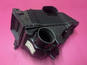 Hava Filtre Kutusu Dacia Sandero Renault Clio 4 Captur Duster ( Boru Giriş Yeri Yüksek ) '' Orjinal '' - 165001258R   8201173592