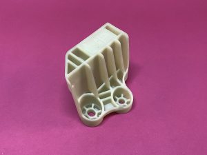 Sol Radyatör Bağlantı Braketi Ayağı Otomatik Fiat Egea '' Orjinal '' - 52065234