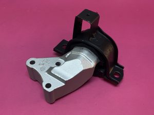 Sağ Motor Takozu Sağ Motor Kulağı Fiat Doblo 2 Doblo 3 1.3 Multijet Dizel '' Orjinal '' - 51718928