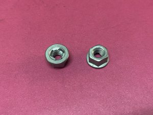 Çeşitli Bağlantı Sabitleme Tespit Somunu Renault Captur Clio 2 Clio 3 Clio 4 Espace 4 Espace 5 Fluence Kadjar Kangoo Kangoo 2  Master 3 Laguna 2 Laguna 3 Latitude Megane 1 Megane 2 Megane 3 Megane 4 Modus Scenic 1 Scenic 2 Scenic 3 Scenic 4 Symbol Thalia Talisman Trafic 2 Trafic 3 Twingo Dacia Logan Sandero Dokker Lodgy Duster Solenza '' Orjinal '' - 7703034257