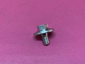 Egsoz Manifold Sıcaklık Muhafaza Sacı Sabitleme Civatası Renault Clio Clio 2 Clio 3 Espace 3 Espace 4 Fluence Kangoo Kangoo 2 Laguna 1 Laguna 2 Laguna 3 Master 2 Megane 1 Megane 2 Modus Megane 3 Scenic 1 Scenic 2 Symbol Thalia Trafic 2 Vel Satis Dacia Logan Sandero Duster '' Orjinal '' - 8200642483