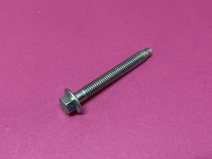 Silindir Kapak Sabitleme Civatası Saplaması Renault Clio 1 Clio 2 Clio 3 Clio 4 Symbol Thalia Espace 3 Espace 4 Express Fluence Kadjar Koleos Koleos 2 Kangoo Kangoo 2 Laguna Laguna 2 Laguna 3 Latitude Master 2 Modus Megane 1 Megane 2 Megane 3 Megane 4 Safrane Scenic 1 Scenic 2 Scenic 3 Trafic 2 Trafic 3 Talisman Twizy Vel Satis Dacia Logan Sandero Dokker Lodgy Duster '' Orjinal '' - 7703002645