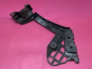 Sağ Arka Tampon Ayağı Braketi Renault Clio 3 GrandTour Station Wagon ''Orjinal '' - 8200583033