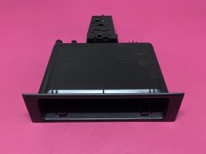 Radyo Yuvası Eldivenlik Kutusu Torpido Eşya Kutusu Renault Clio 5 Captur Master 3 Trafic 3 Dacia Duster Dokker Lodgy Logan '' Orjinal '' - 684750562R  684758811R  684759909R  684759494R