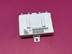 Aksesuar Prizi Ara Bağlantı Ünitesi Beyni Modülü Renault Captur Clio 3 Clio 4 Fluence Kangoo 2 Koleos Laguna 3 Latitude Megane 3 Master 3 Trafic 3 Talisman Symbol Joy 2 Dacia Duster '' Orjinal '' – 283463540R  283467680R