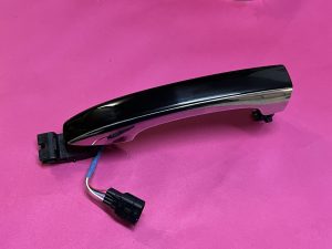 Ön Arka Sağ Dış Kapı Açma Kolu Renault Megane 4 Sedan HB Scenic 4 Talisman Clio 5 ( Nikelajlı Siyah Renk ) '' Orjinal '' - 806061944R 806066980R