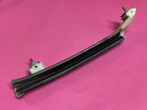 Sağ Arka Kapı Çerçevesi Sağ Arka Cam Kızağı Renault Megane 4 Sedan Megane 4 HB '' Orjinal '' - 822166457R